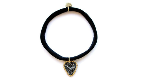 Tres Chic Choker